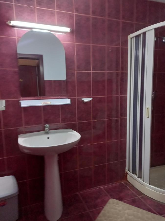 Hotel Elite Băile Herculane Exteriör bild